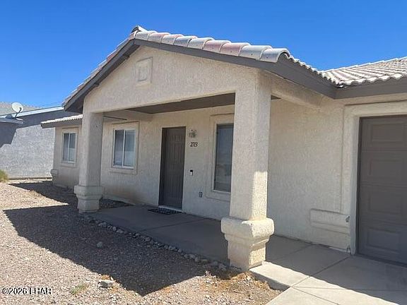 4th image of 2713 Huntington Dr