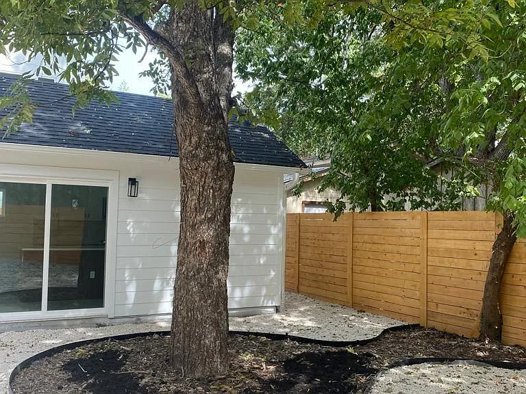 2813 Prado St #2 — Photo 15