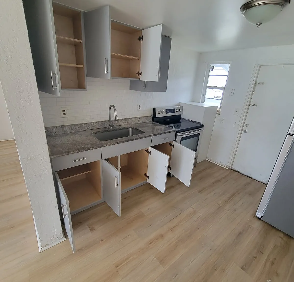 2 bed, 650 sqft, $1,400 — Photo 2