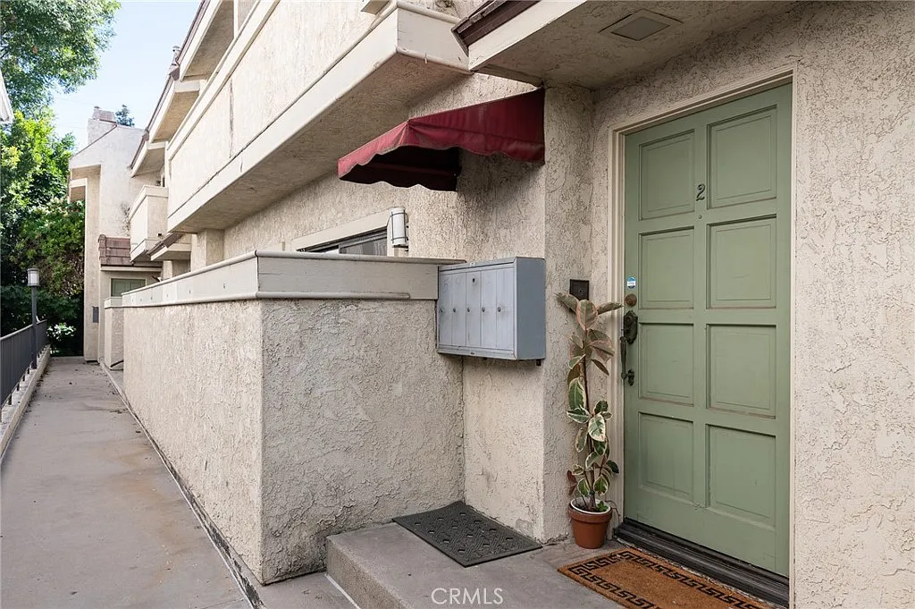 2 bed, 2.5 bath, 1408 sqft, $2,995 — Photo 4