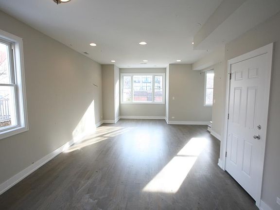 2nd image of 2716 W Armitage Ave #2