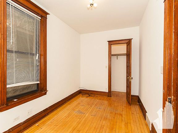 4th image of 2730 N Wayne Ave #2AF