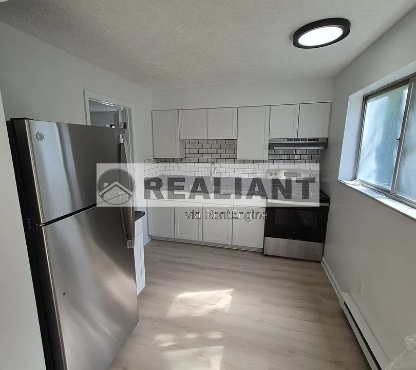 922 Highland Ave #27