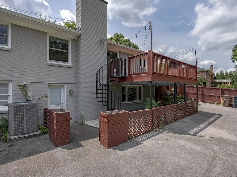 5235 Kincannon Dr — Photo 44