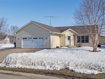 1850 W Shore Dr SW, Hutchinson, MN, 55350