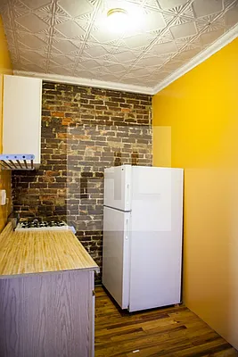 Rented by Highline Residential | media 38