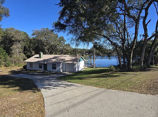 1903 Lake Ella Rd, Lady Lake, FL 34731