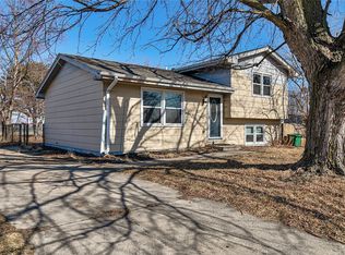 2413 2nd St SW, Altoona, IA 50009
