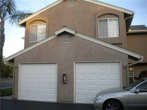 Washington- Condo 3bed/2.5ba Attached Garage, 1 space at El Cajon City — Photo 2