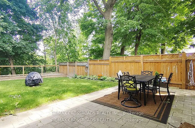 12A Delroy Dr — Photo 34