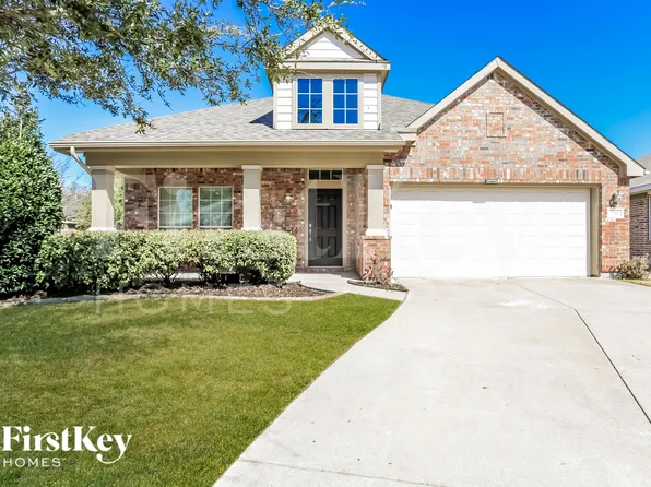 324 Highland Fairway Ln, Wylie, TX 75098
