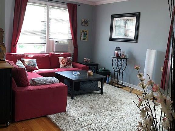 3rd image of 31 Winchester Ave APT 2B