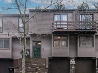 102 Laurel Ct, Pittsburgh, PA