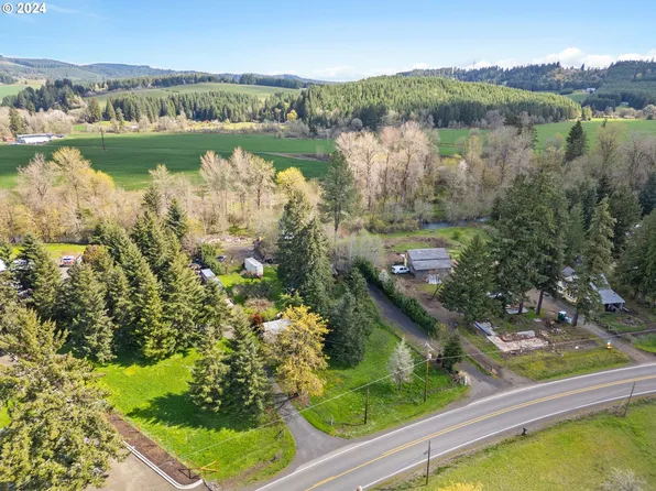 11826 NW Gales Creek Rd, Gales Creek, OR 97117
