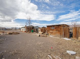 5570 Shoshone Dr, Silver Springs, NV 89429