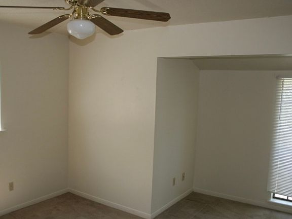 4th image of 1807 Woodsman Dr #A