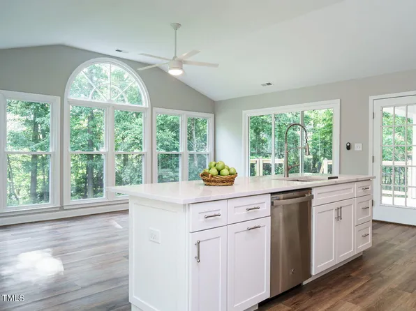 101 Airlie Ct, Cary, NC 27513