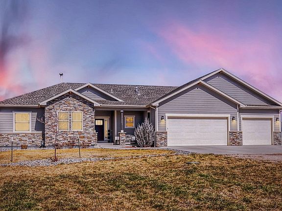 3rd image of 6725 Ridge Valley Ct