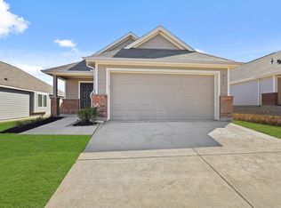 917 Rocket Plane Dr, Fort Worth, TX 76131