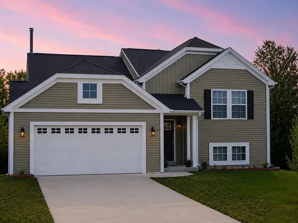 1037 Sunfield Dr, Holland, MI 49424
