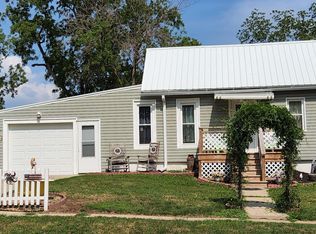 1810 6th St, Harlan, IA 51537