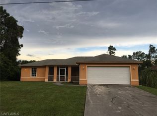 109 Meadow Rd, Lehigh Acres, FL 33973