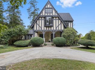 348 Louella Ave, Wayne, PA 19087