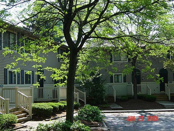 5th image of 2196 Regency Dr