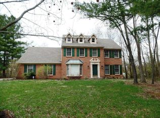 817 Huntersknoll Ln, Anderson Twp, OH 45230