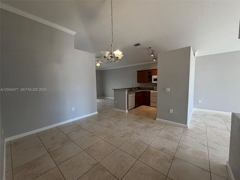 7753 NW 201st Ter — Photo 8