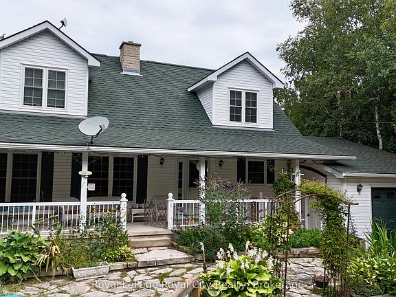 4th image of 8 Brock St
