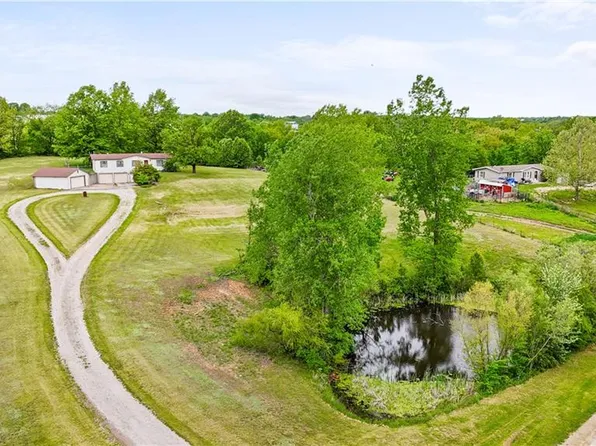 15728 Saddle Dr, Excelsior Springs, MO 64024