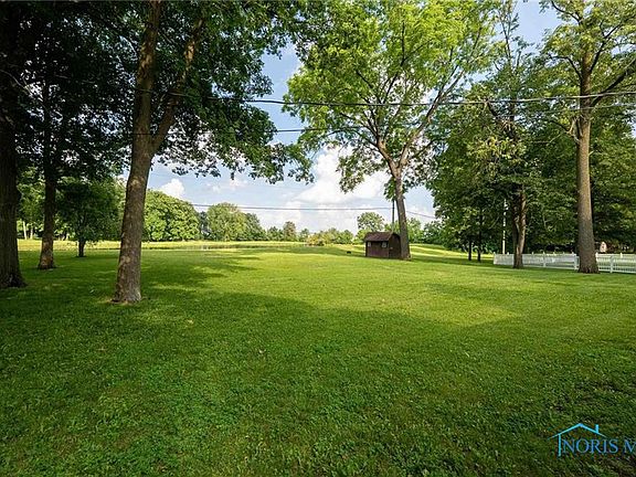 5th image of 7121 Township Road 243