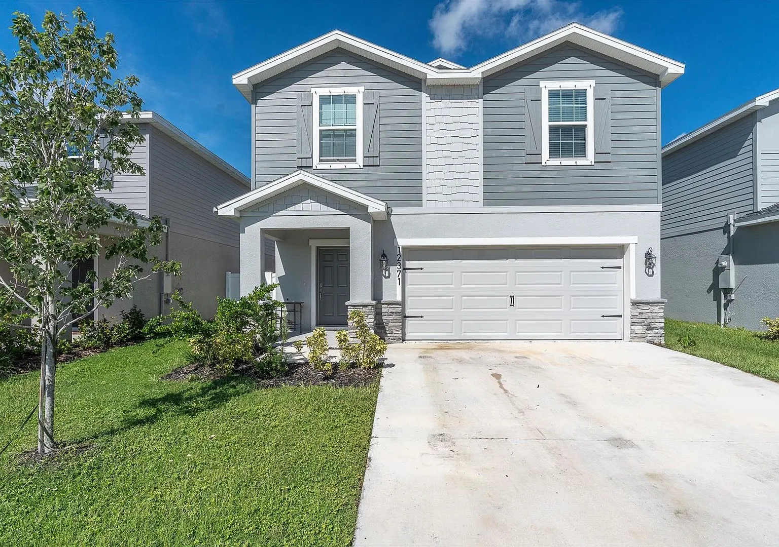 4 Bedroom Available In October! — Photo 1