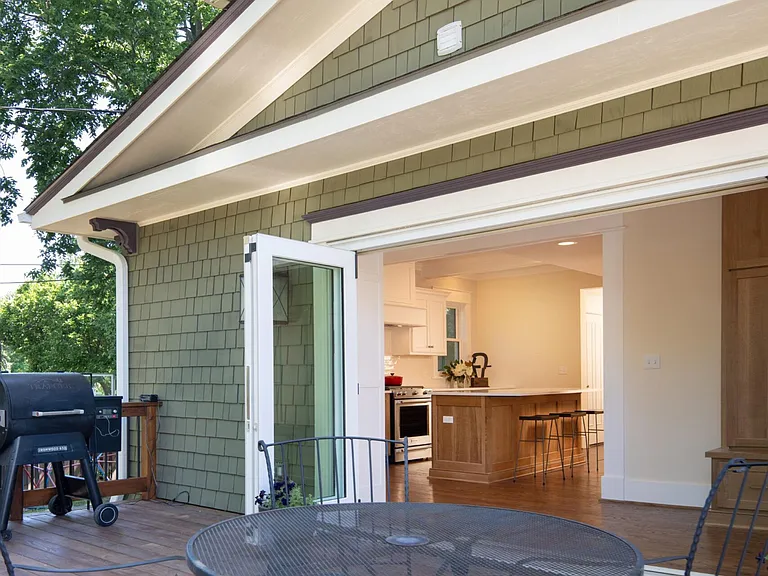 3660 Madison Ave — Photo 10