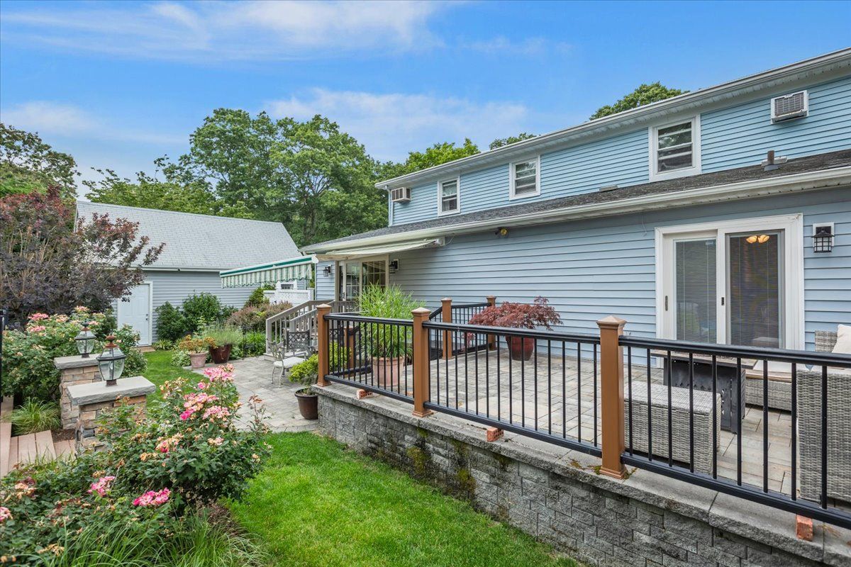  Rear of Property - Lush Professional Landscaping