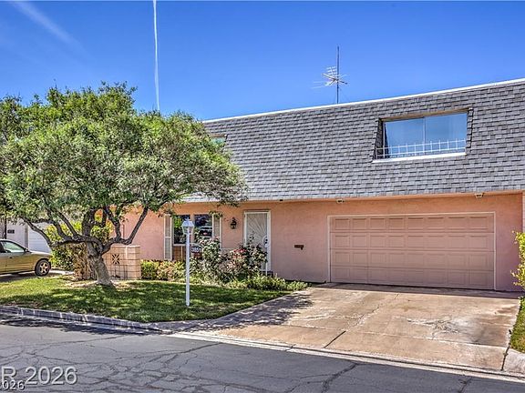 3rd image of 3851 Remount Dr