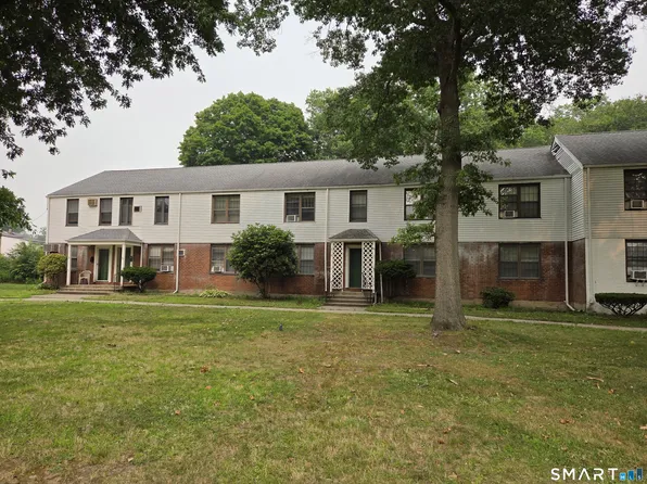 79 Mencel Circle #A, Bridgeport, CT 06610