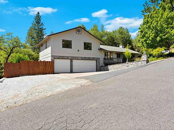 3rd image of 21770 White Thorn Way