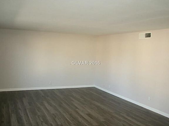 2nd image of 3245 Southridge Ave