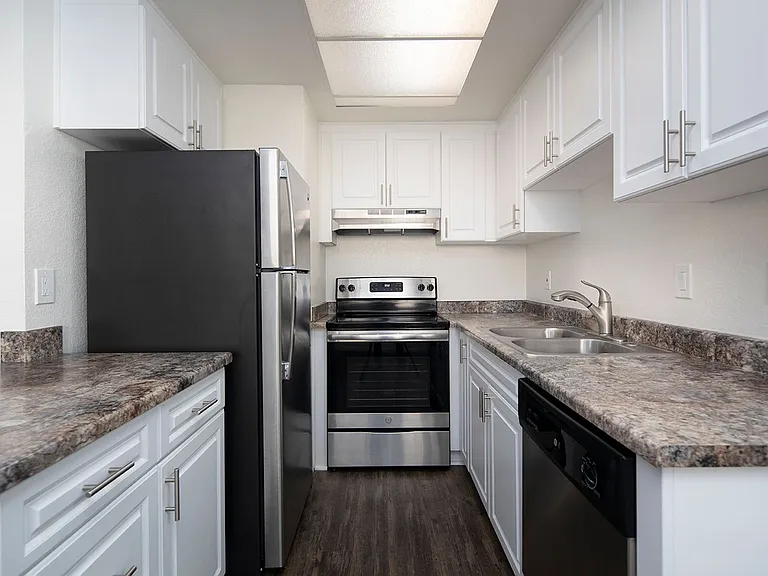3639 South Bonita Street — Photo 1