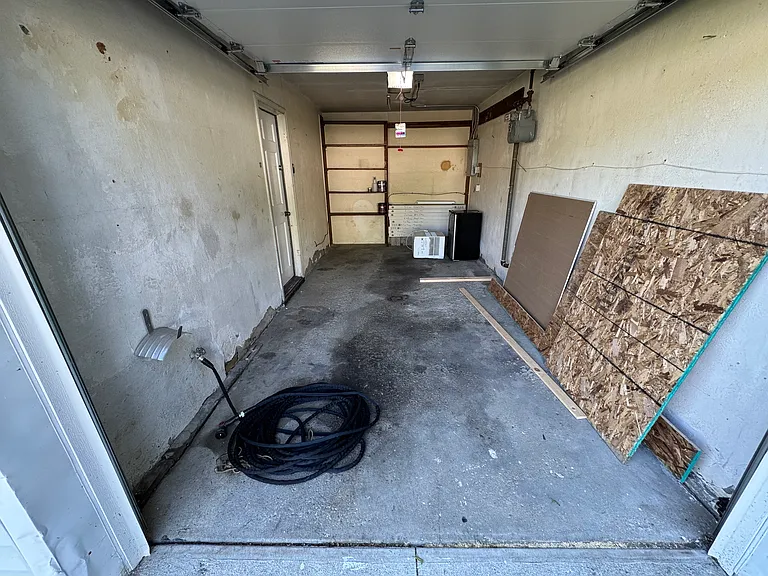 1411 Eastwood Ave — Photo 33