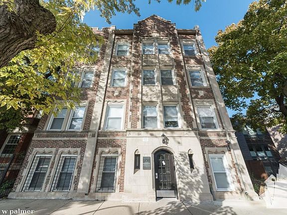 2nd image of 2936 W Palmer St #1622