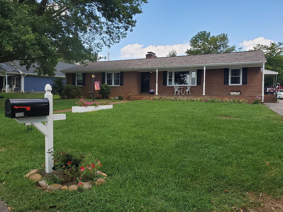 1st image of 1329 Duke Dr