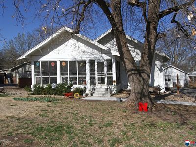2351 S 40th St, Lincoln, NE, 68506