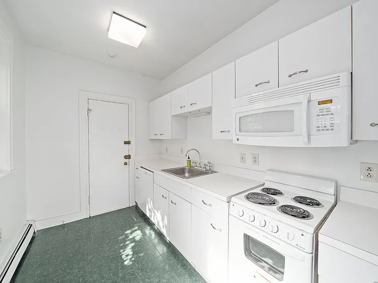 1625 Commonwealth Ave #18 — Photo 6
