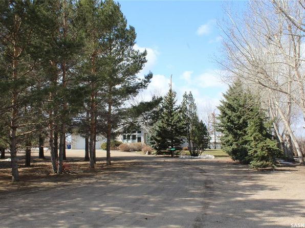 601 8th STREET W, Wilkie, SK S0K 4W0