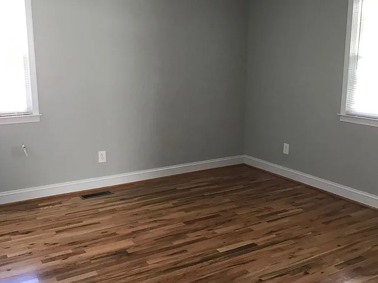 210 Mulberry St — Photo 5
