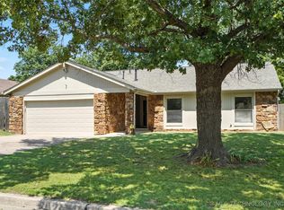 2640 W Fort Worth Pl, Broken Arrow, OK 74012