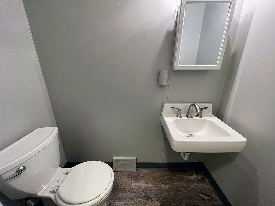1st image of 4500 Liberty Ave #1